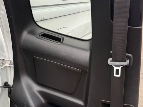 Used 2020 Toyota Tacoma SR image 23