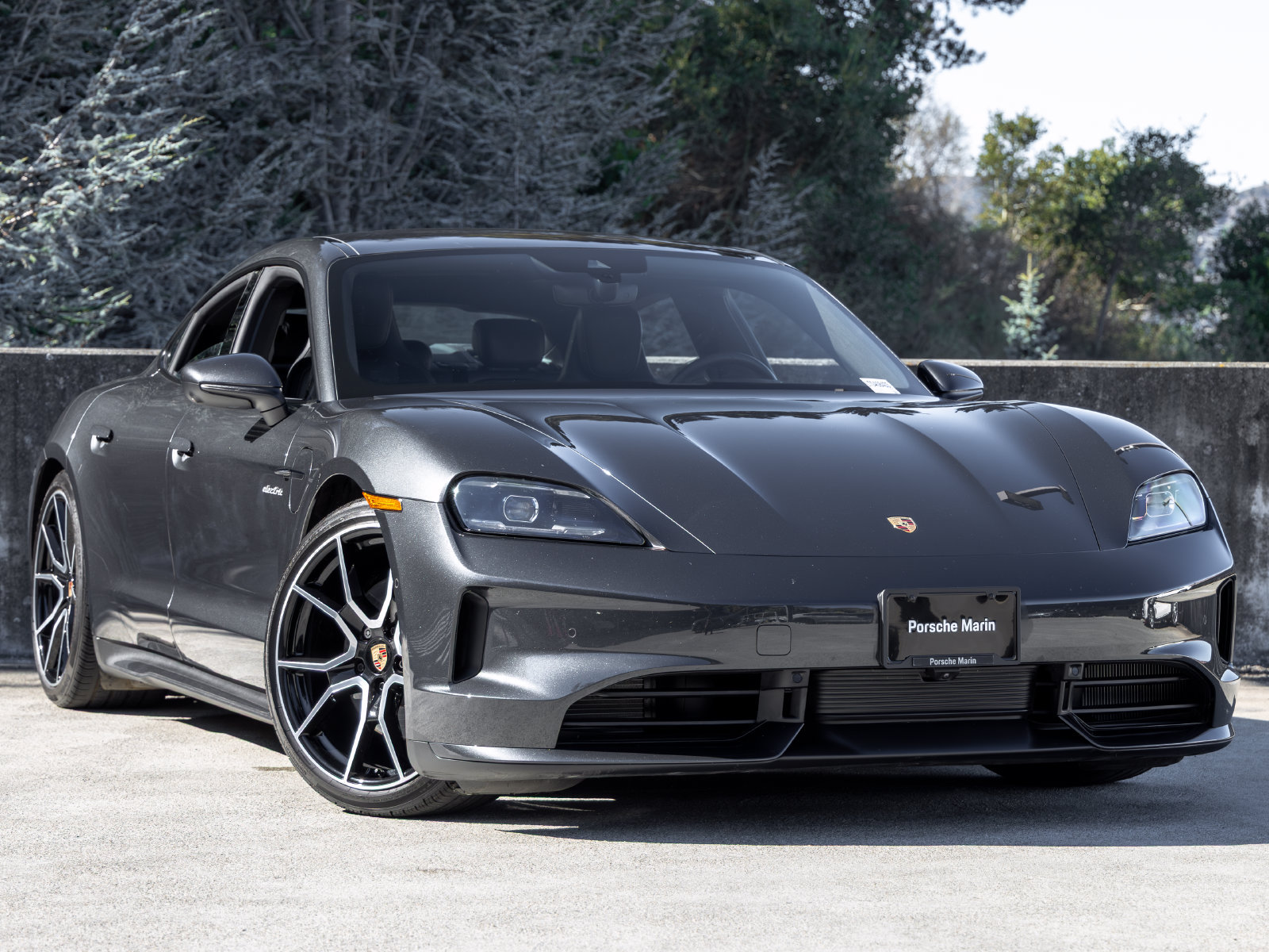 Certified 2026 Porsche Taycan AWD/4WD image 6