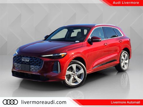 New 2025 Audi Q5 Premium Plus image 1