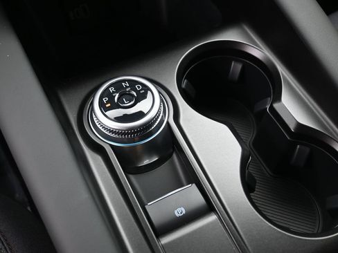 New 2026 Ford Explorer Active RWD image 18