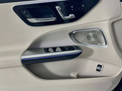 Used 2026 Mercedes-Benz C 300 Sedan image 19