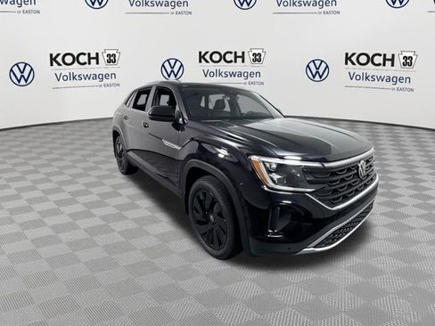 New 2026 Volkswagen Atlas Cross Sport SE image 2