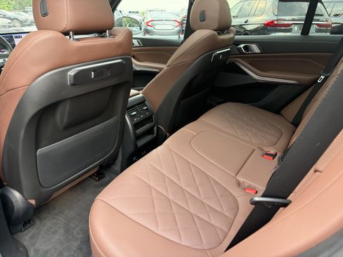 Used 2024 BMW X5 xDrive40i w/ Premium Package AWD/4WD image 15