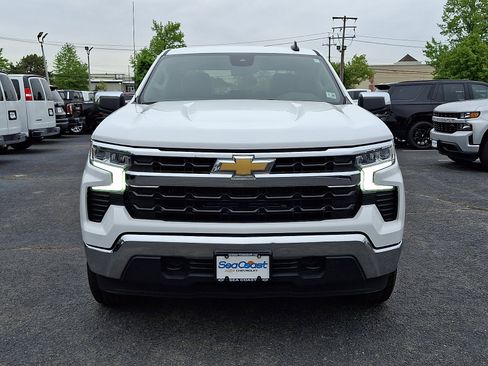 Certified 2024 Chevrolet Silverado 1500 LT AWD/4WD image 2
