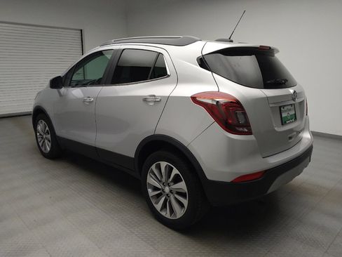 Used 2020 Buick Encore Preferred FWD image 5