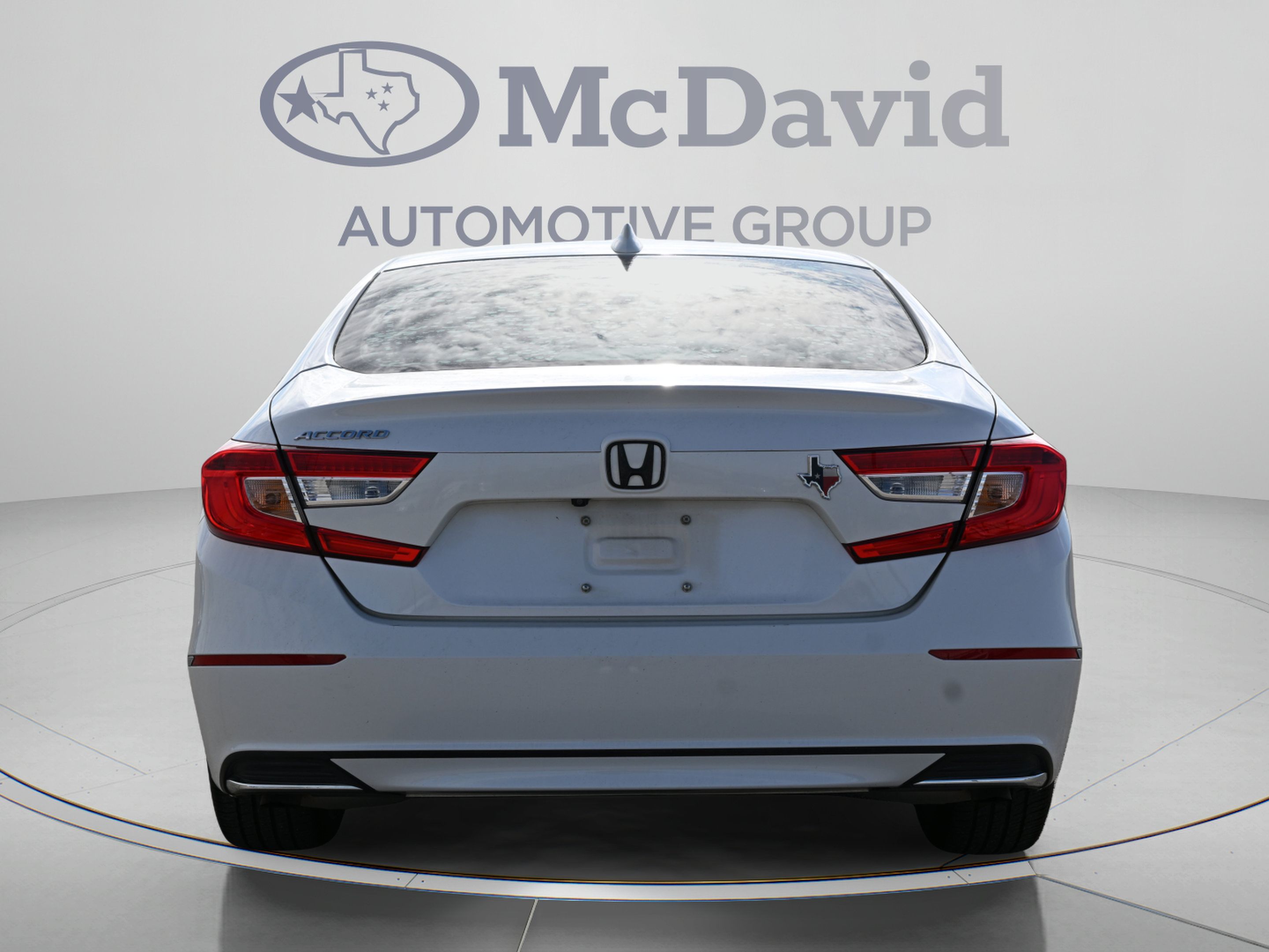 Used 2019 Honda Accord EX image 4