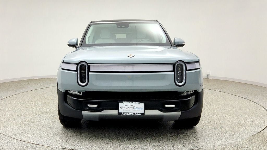 Used 2024 Rivian R1S Adventure Quad AWD/4WD image 2