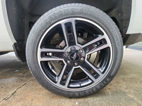 Used 2017 Chevrolet Silverado 1500 LT w/ LPO, Black Pack image 10