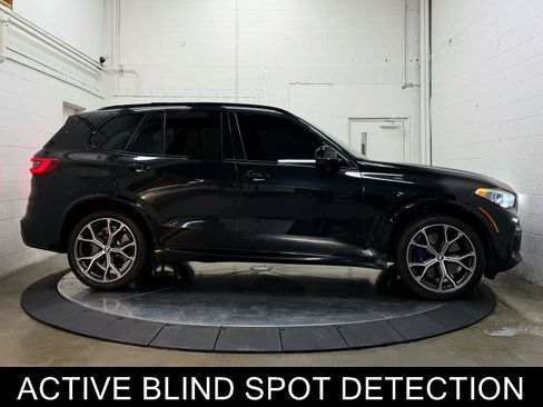 Used 2020 BMW X5 M50i w/ Executive Package image 9
