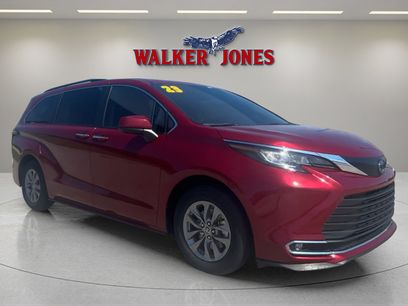 Used 2023 Toyota Sienna XLE