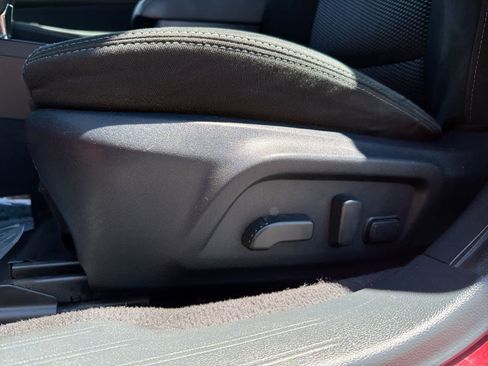 Used 2016 Subaru Outback 2.5i Premium AWD/4WD image 18