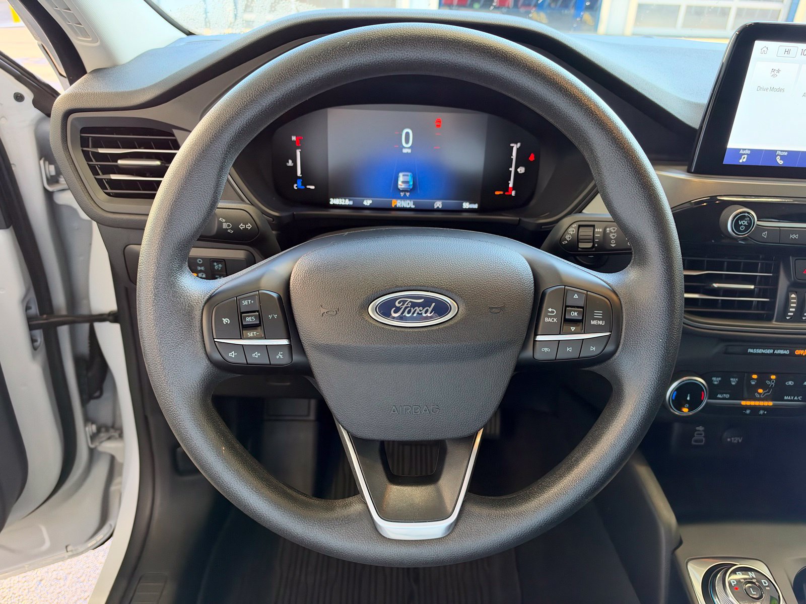 Used 2025 Ford Escape Active AWD/4WD image 14