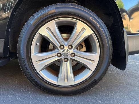 Used 2012 Toyota Highlander Limited w/ Tow Pkg AWD/4WD image 27