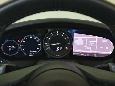 Used 2020 Porsche 911 Carrera 4S image 30