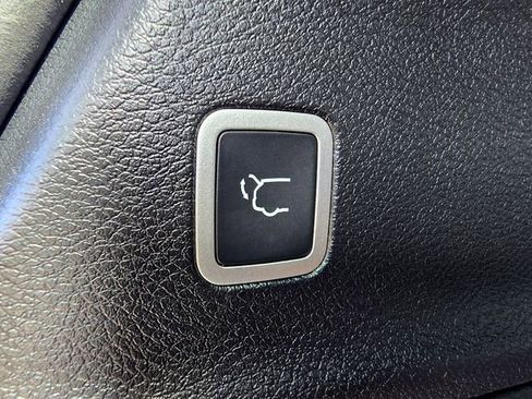 New 2026 Chrysler Pacifica Limited w/ S Appearance Package image 31