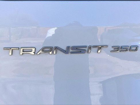 Used 2024 Ford Transit 350 XLT image 27