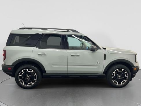 Used 2023 Ford Bronco Sport Outer Banks w/ Tech Package AWD/4WD image 5