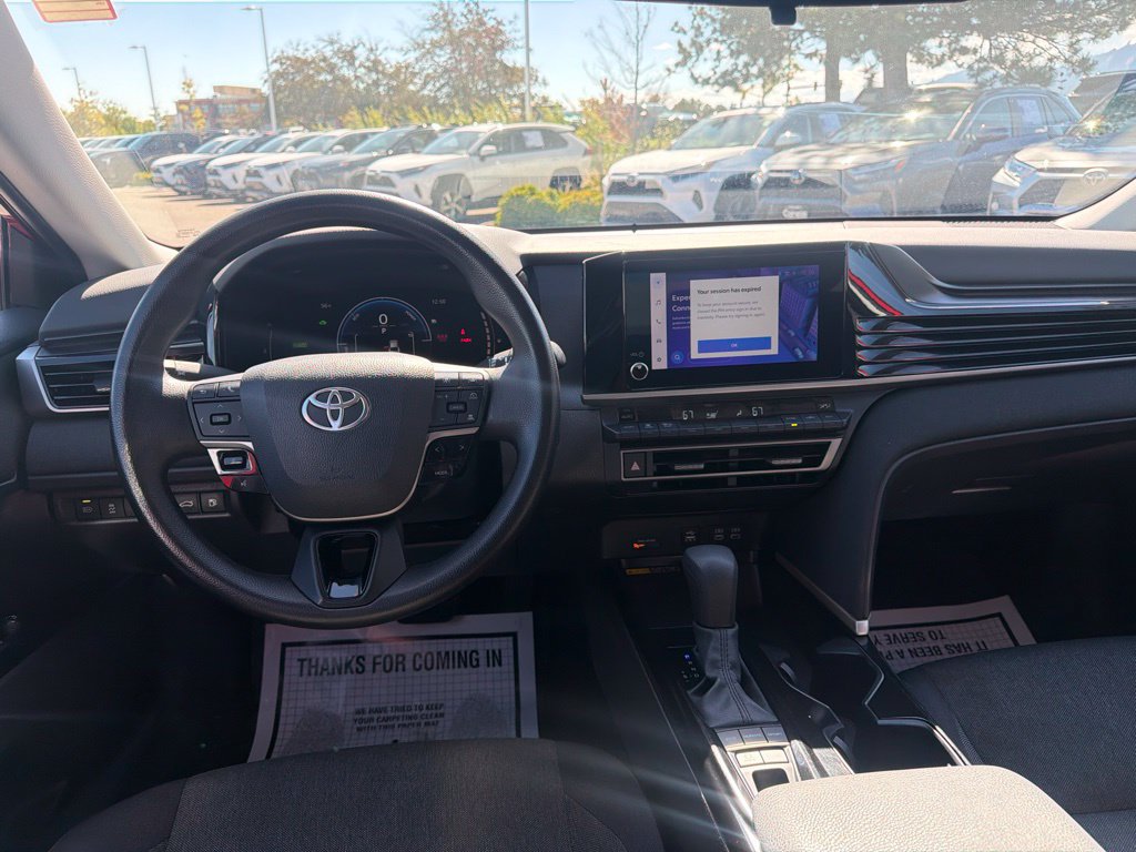 Used 2025 Toyota Camry LE FWD image 20