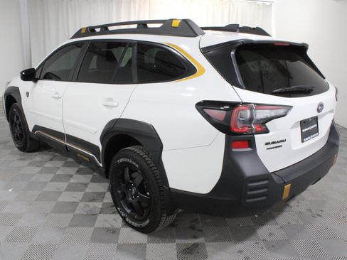 Used 2025 Subaru Outback Wilderness AWD/4WD image 30