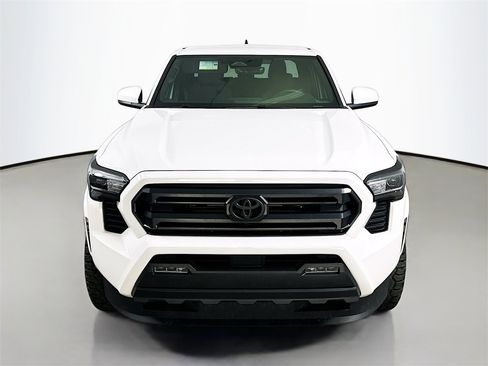 Used 2024 Toyota Tacoma SR5 image 2