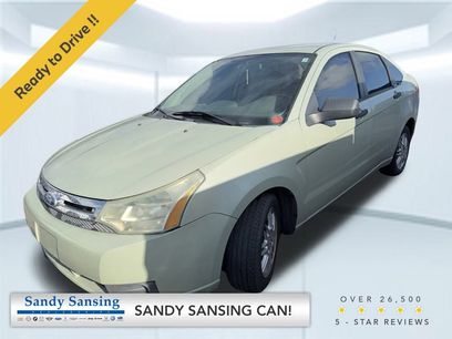 Used 2010 Ford Focus SE