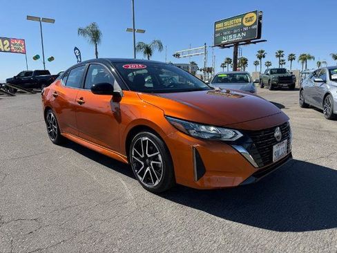 Certified 2025 Nissan Sentra SR image 1