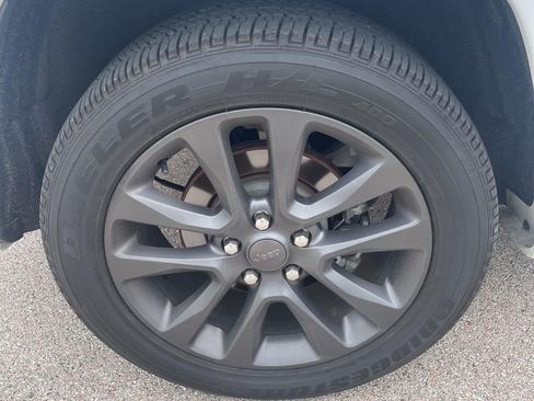 Used 2018 Jeep Grand Cherokee High Altitude AWD/4WD image 23