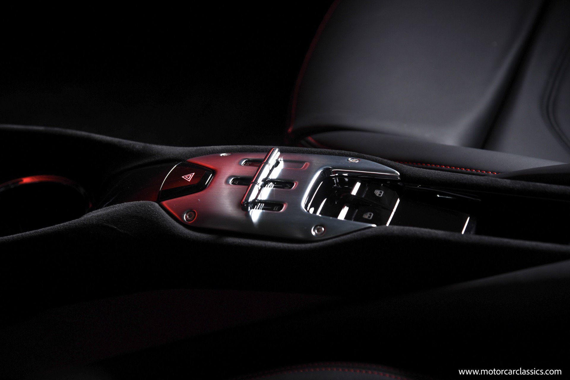 Used 2023 Ferrari 296 GTB RWD image 33
