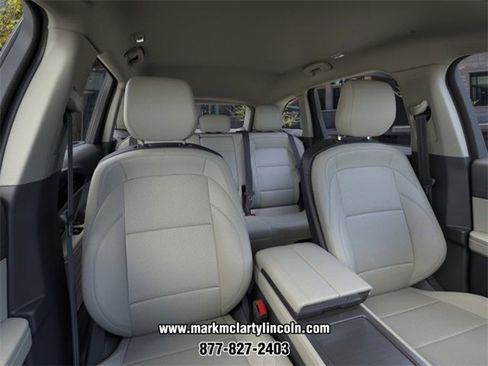 New 2026 Lincoln Nautilus Premier image 10