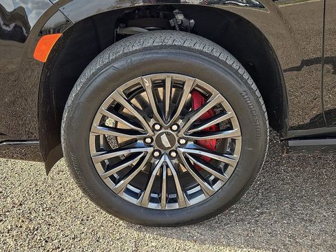 Used 2024 Cadillac Escalade V w/ Heavy-Duty Trailer Package image 10