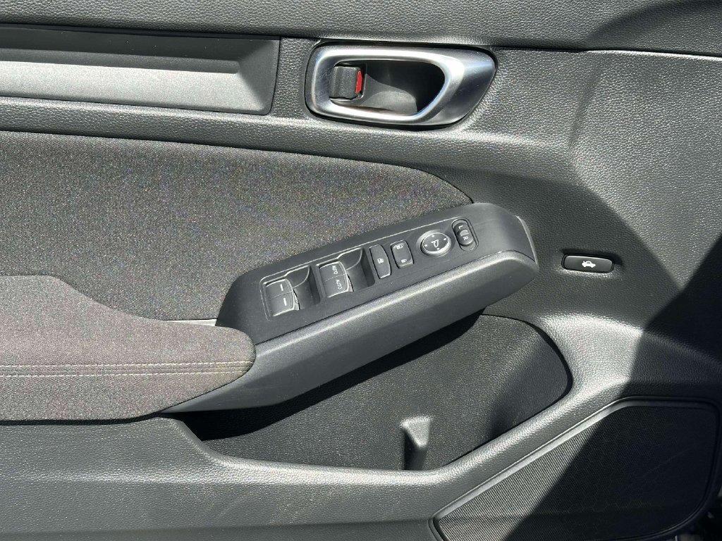 Used 2024 Honda Civic Sport image 14