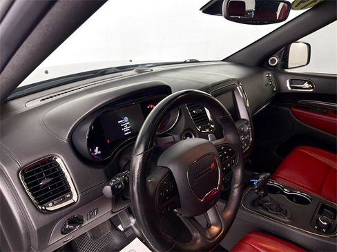 Used 2019 Dodge Durango R/T w/ Technology Group image 9