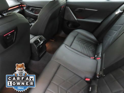 Used 2025 BMW 530i xDrive image 22