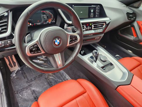 Used 2020 BMW Z4 sDrive30i w/ M Sport Package image 2
