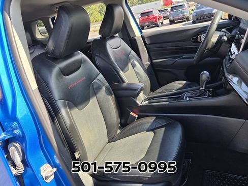 Used 2022 Jeep Compass Trailhawk AWD/4WD image 17