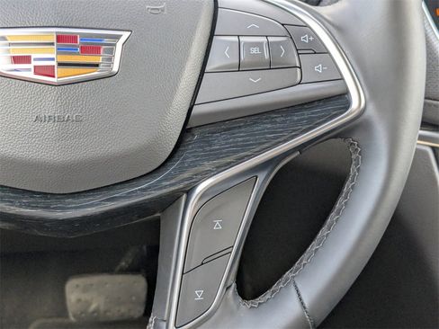 Certified 2025 Cadillac XT5 Premium Luxury image 32