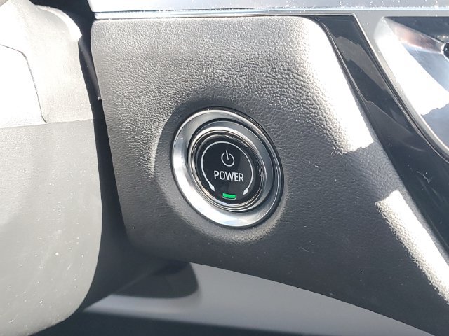 Certified 2024 Cadillac Lyriq Luxury AWD/4WD image 23