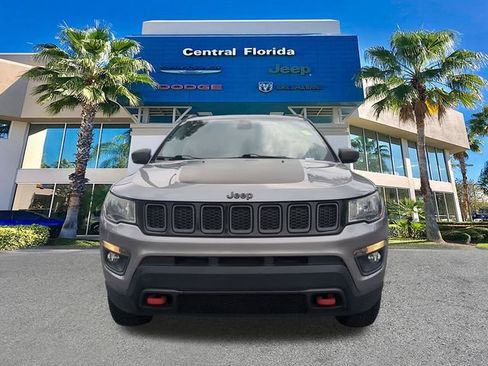 Used 2020 Jeep Compass Trailhawk AWD/4WD image 3