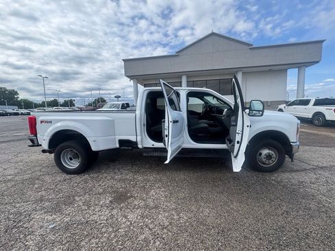 Certified 2025 Ford F350 XLT w/ FX4 Off-Road Package AWD/4WD image 8