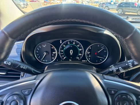 Used 2019 Buick Envision Premium image 16