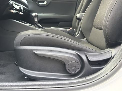 Used 2023 Kia Rio S w/ Technology Package FWD image 21