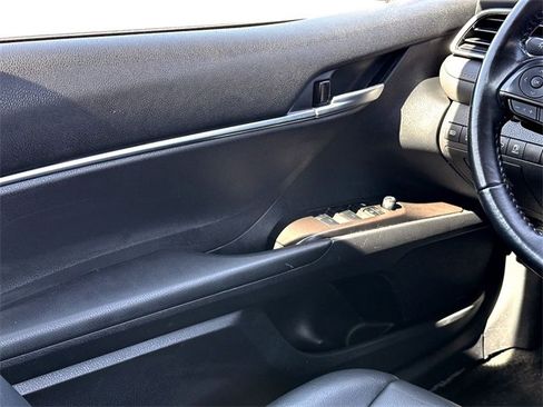 Used 2024 Toyota Camry SE w/ Convenience Package image 26