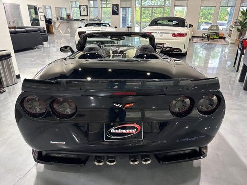 Used 2008 Chevrolet Corvette Convertible w/ Preferred Equipment Group RWD image 6