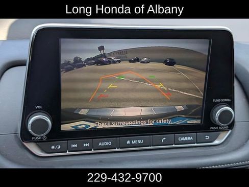 Used 2024 Nissan Rogue SV w/ SV Premium Package FWD image 26