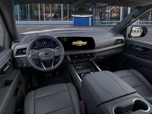 New 2026 Chevrolet Tahoe Z71 w/ Comfort Package AWD/4WD image 15