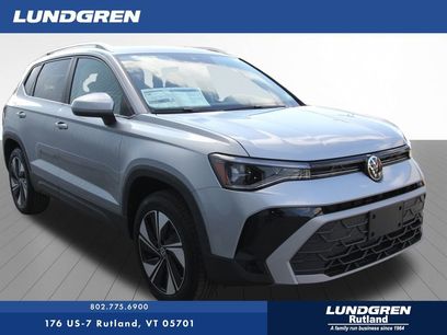 New 2025 Volkswagen Taos SE
