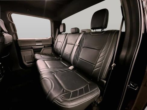 Used 2018 Ford F150 XLT w/ Equipment Group 302A Luxury AWD/4WD image 25