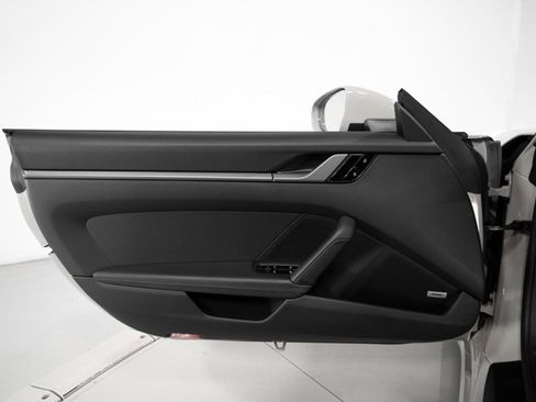 Used 2020 Porsche 911 Carrera S image 35