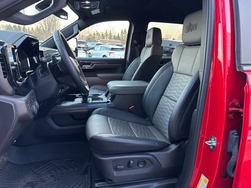 Used 2024 Chevrolet Silverado 1500 ZR2 w/ ZR2 Bison Edition image 18