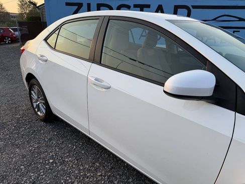 Used 2014 Toyota Corolla LE FWD image 12